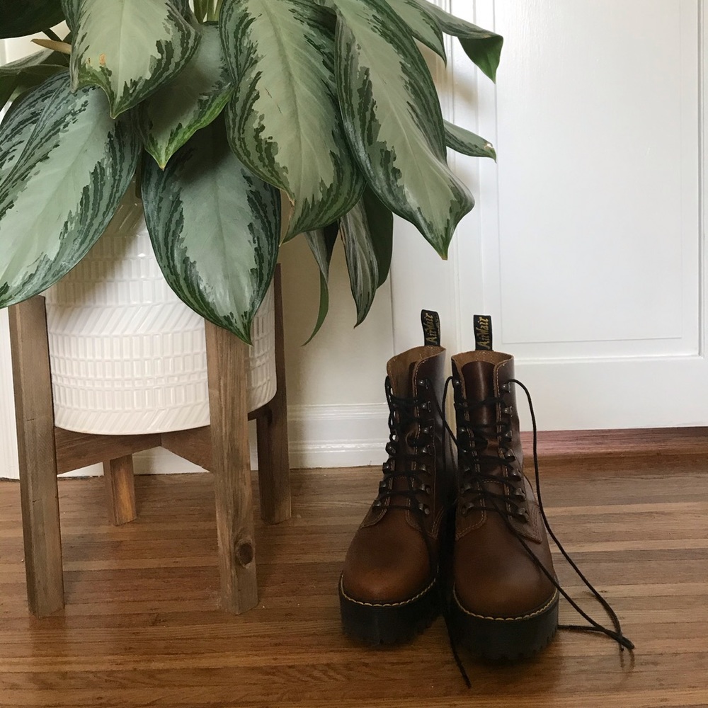 Leona Boots
